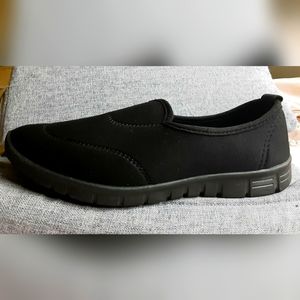 Refresh Comfort Slip-on Shoes walking casual